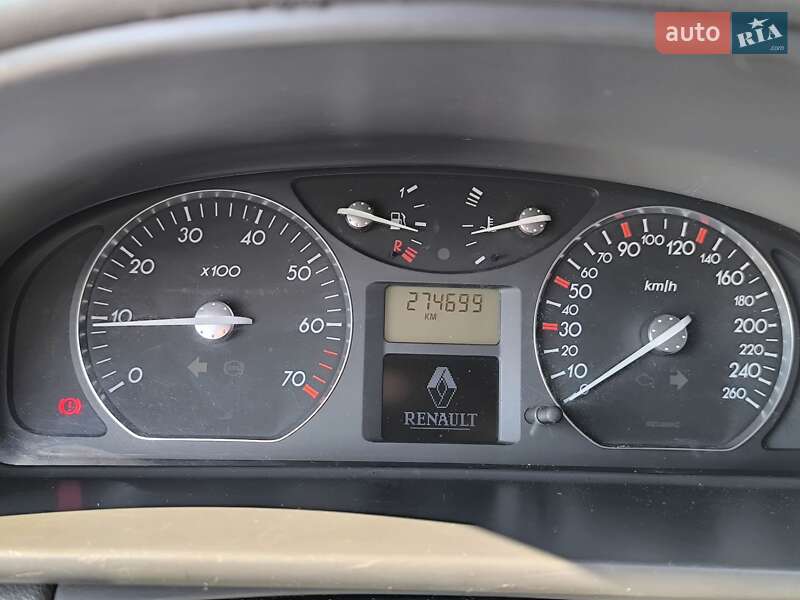 Ліфтбек Renault Laguna 2002 в Дрогобичі