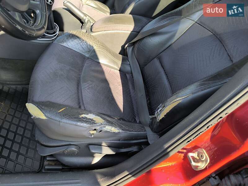 Ліфтбек Renault Laguna 2002 в Дрогобичі