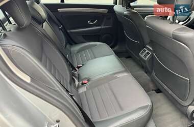 Лифтбек Renault Laguna 2011 в 