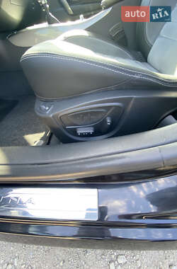 Универсал Renault Laguna 2011 в 