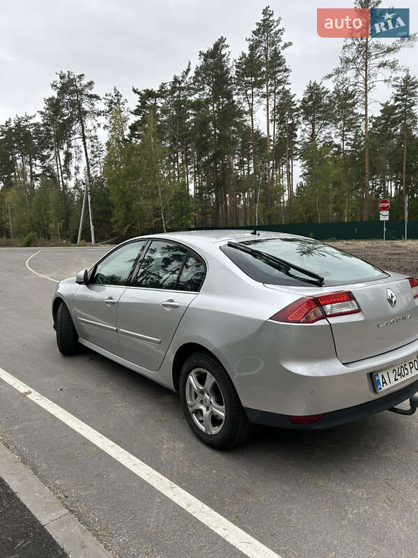 Лифтбек Renault Laguna 2010 в Киеве