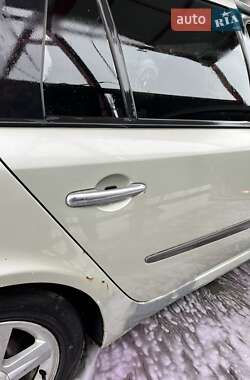 Универсал Renault Laguna 2002 в 