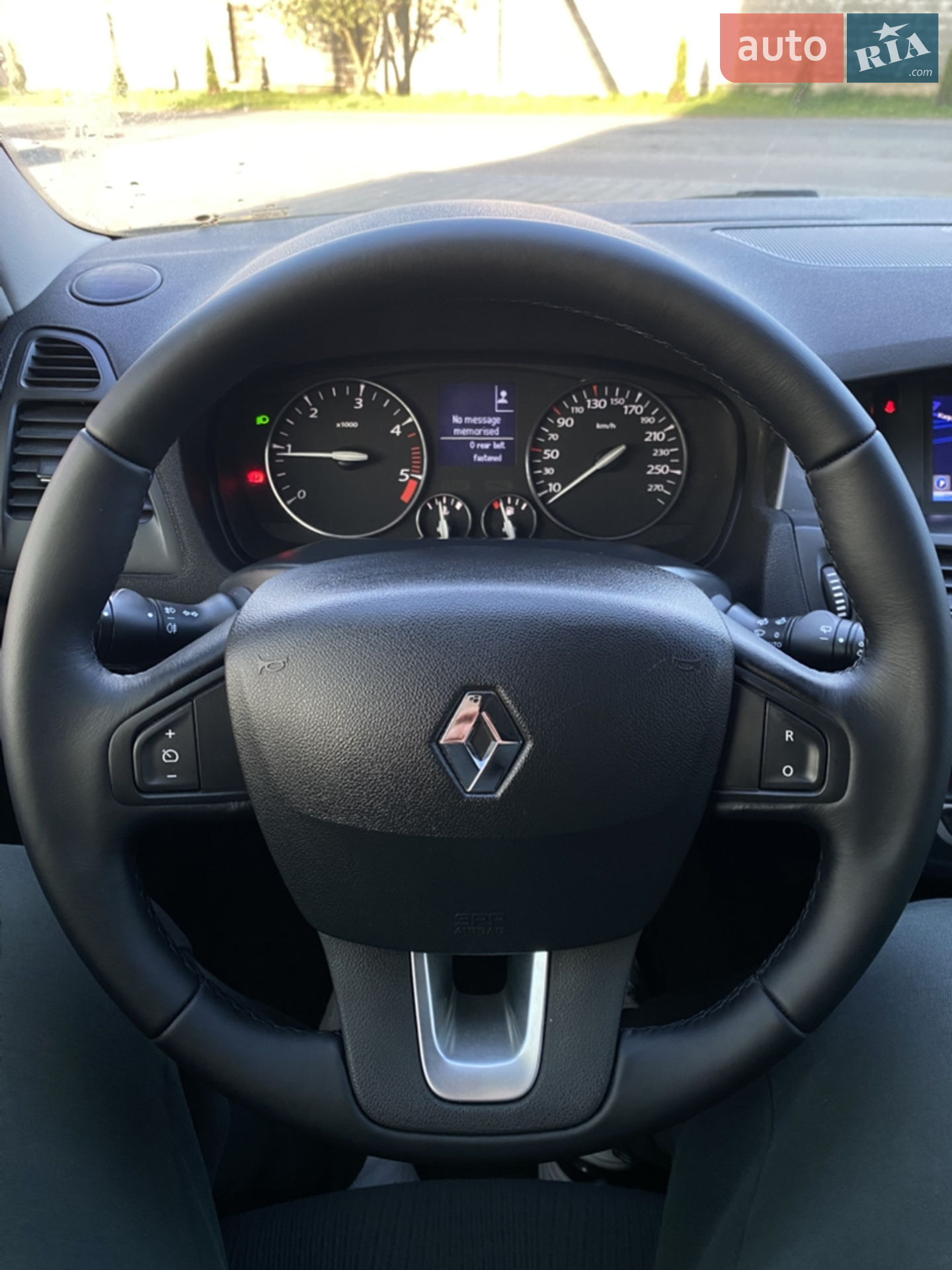 2010 Renault Laguna - мініатюра 18