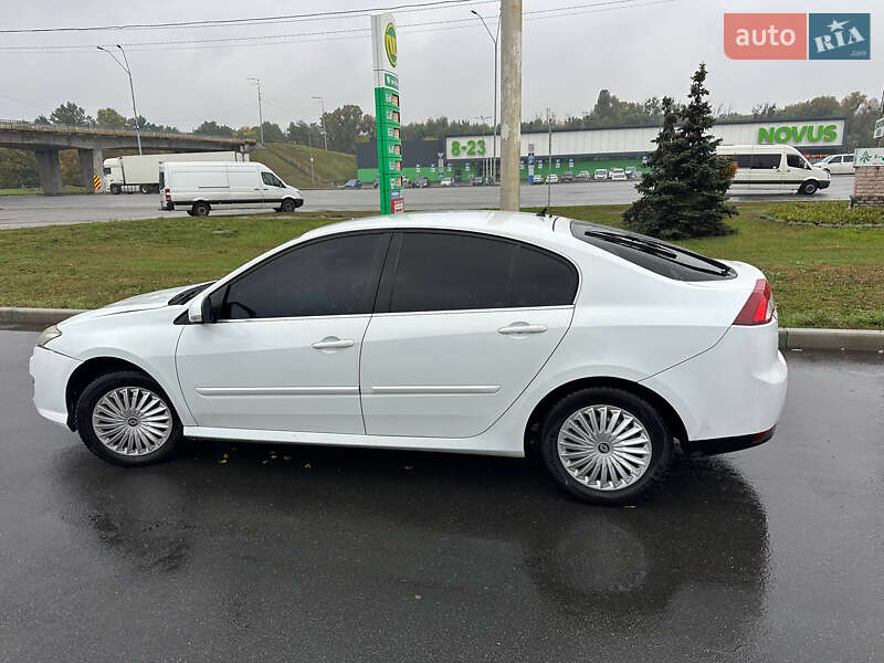Лифтбек Renault Laguna 2011 в Киеве фото 4 Лифтбек Renault Laguna 2011 в Киеве