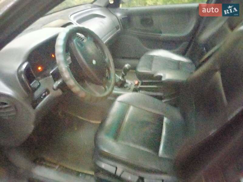 Лифтбек Renault Laguna 1999 в Мене
