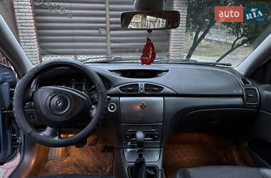 Универсал Renault Laguna 2003 в 