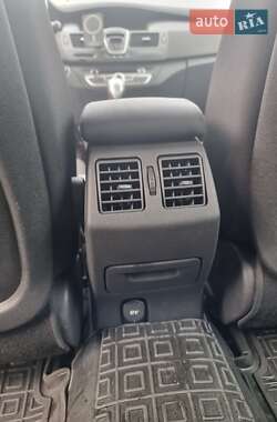 Универсал Renault Laguna 2009 в 