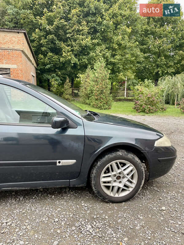 Універсал Renault Laguna 2002 в Новій Ушиці