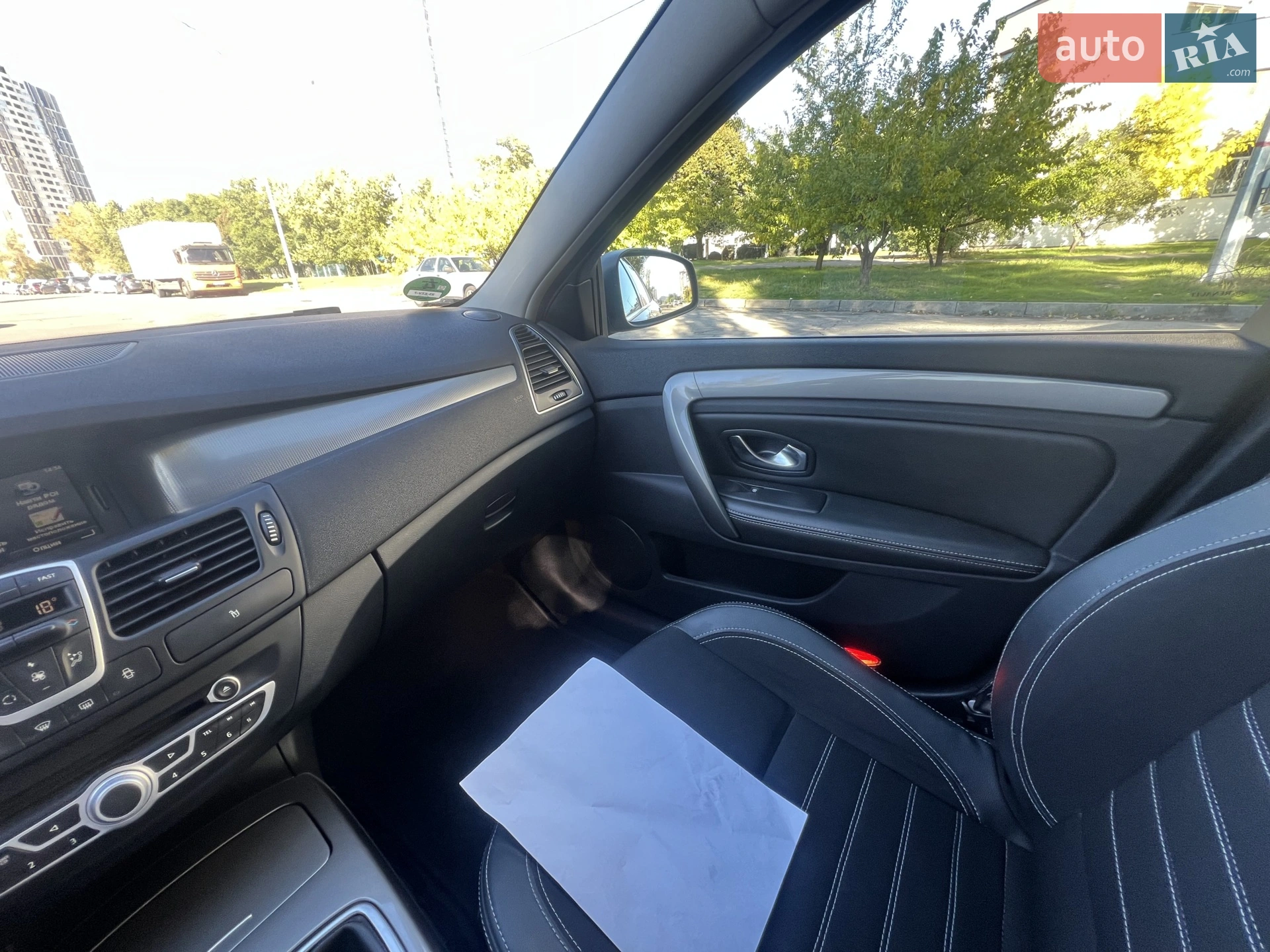 2013 Renault Laguna - мініатюра 21