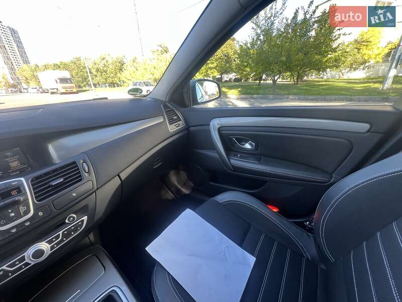 Універсал Renault Laguna 2013 в Києві фото 21 Універсал Renault Laguna 2013 в Києві