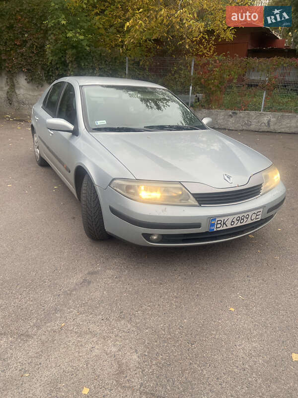 Лифтбек Renault Laguna 2002 в Ровно