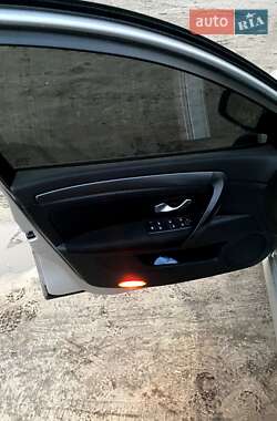 Лифтбек Renault Laguna 2008 в 