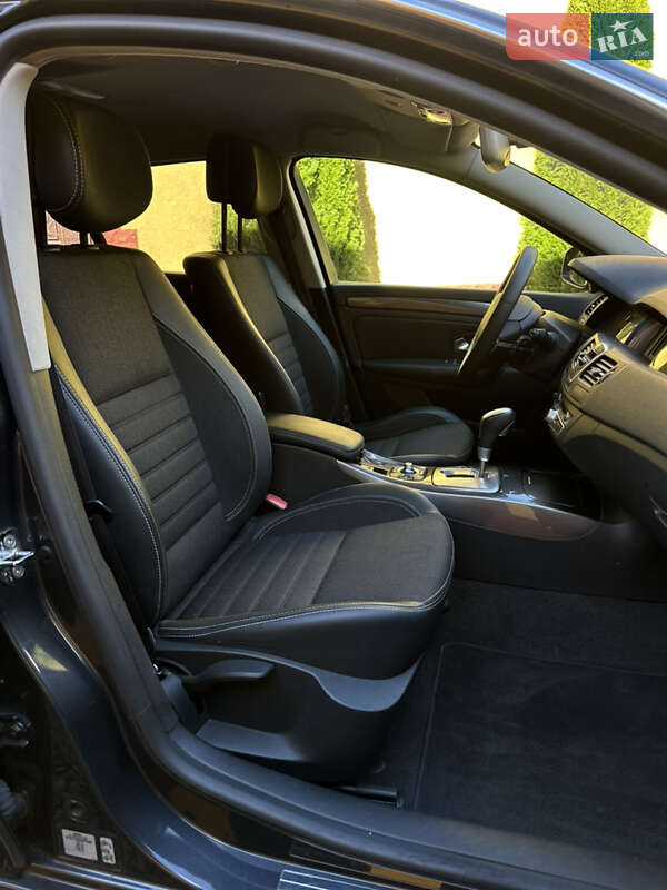 Универсал Renault Laguna 2010 в Луцке
