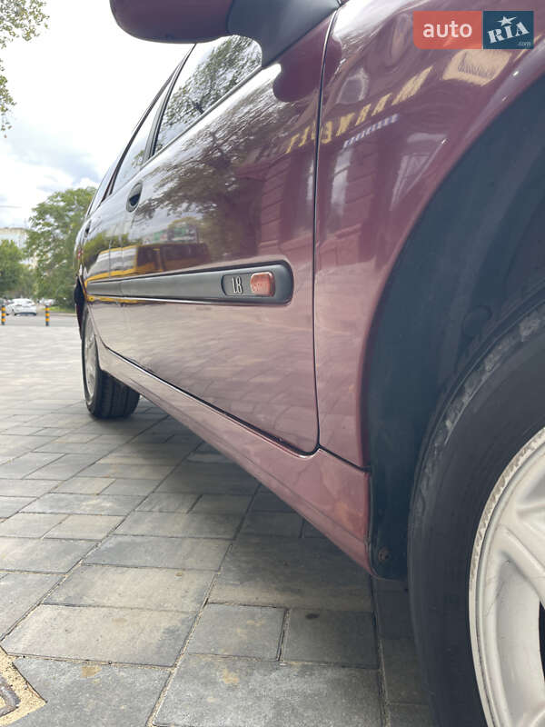 Универсал Renault Laguna 1998 в Одессе