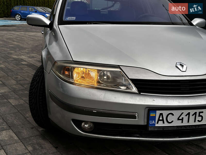 Лифтбек Renault Laguna 2002 в Луцке