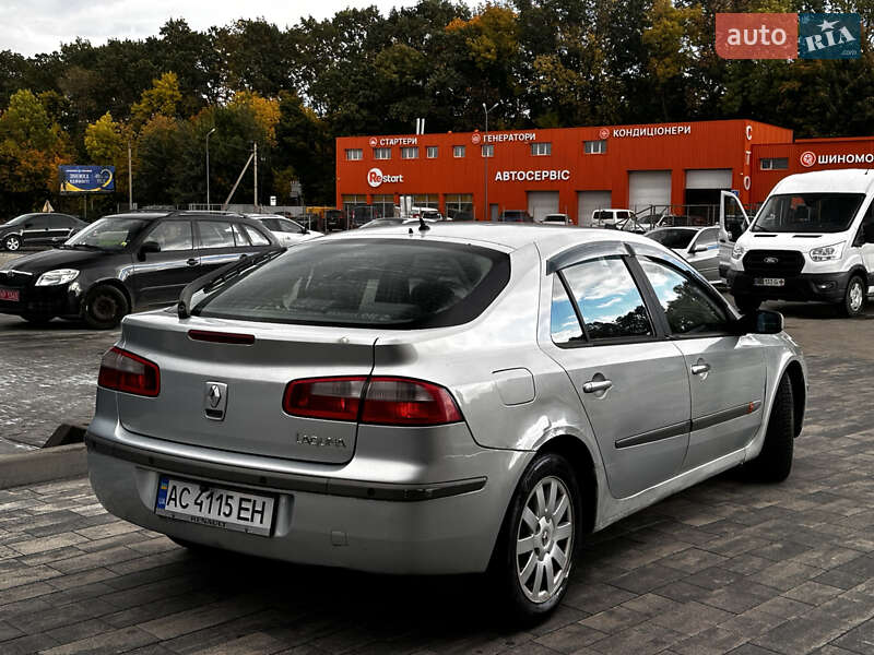 Лифтбек Renault Laguna 2002 в Луцке