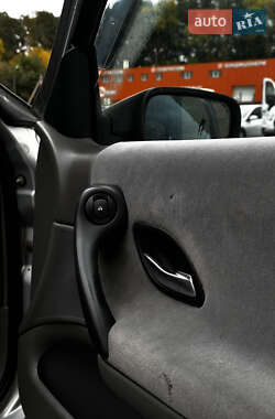 Лифтбек Renault Laguna 2002 в 