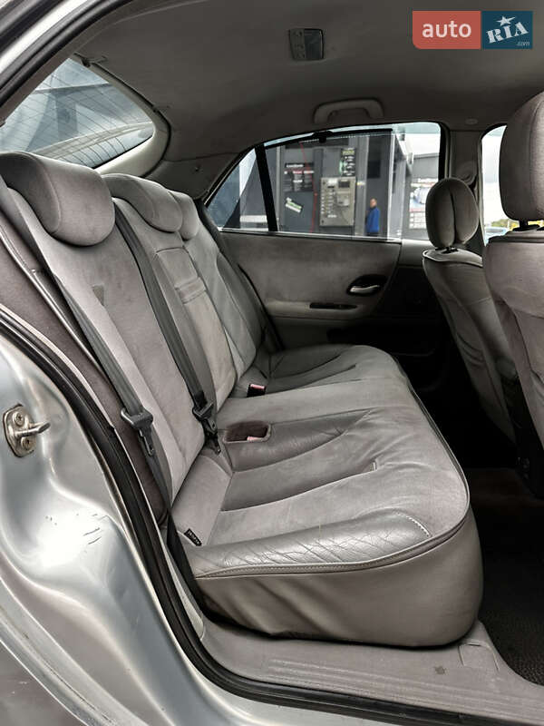 Лифтбек Renault Laguna 2002 в Луцке