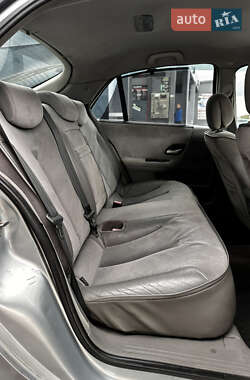 Лифтбек Renault Laguna 2002 в 