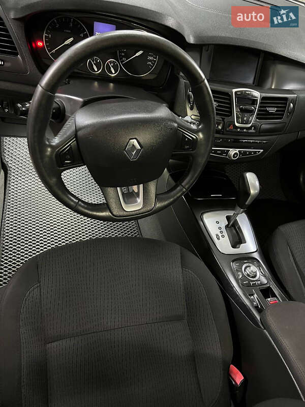 Универсал Renault Laguna 2008 в Дубно