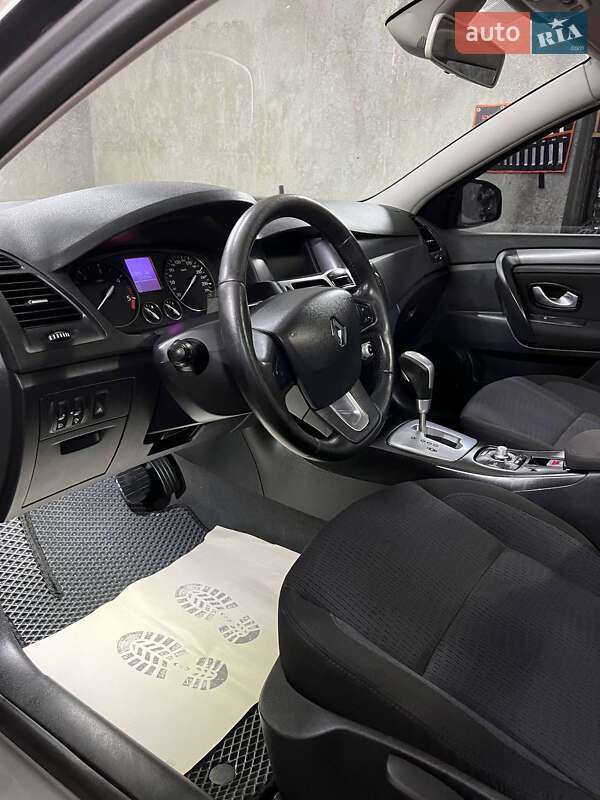 Универсал Renault Laguna 2008 в Дубно