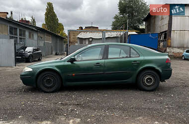 Лифтбек Renault Laguna 2001 в 