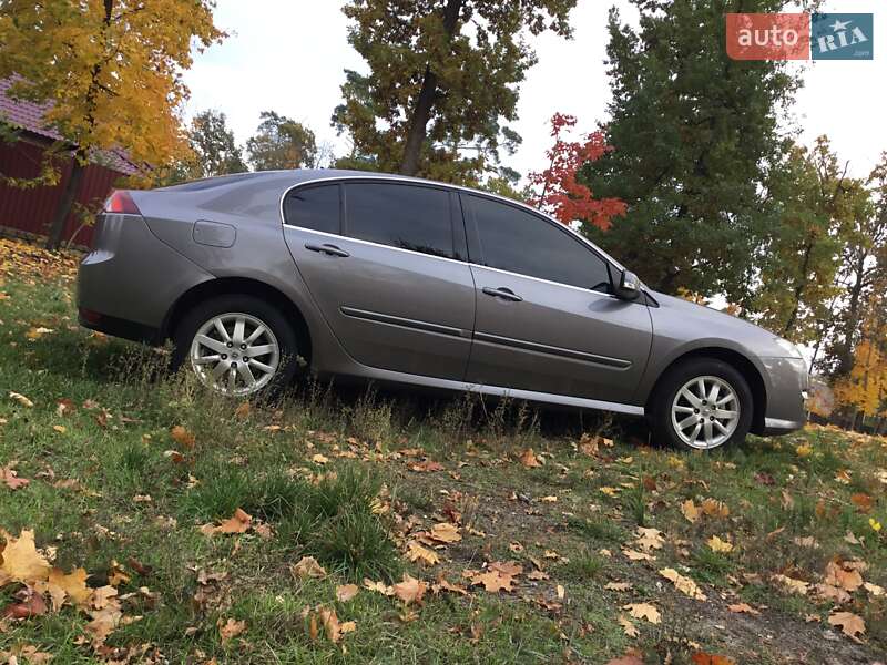 Лифтбек Renault Laguna 2012 в Киеве фото 33 Лифтбек Renault Laguna 2012 в Киеве