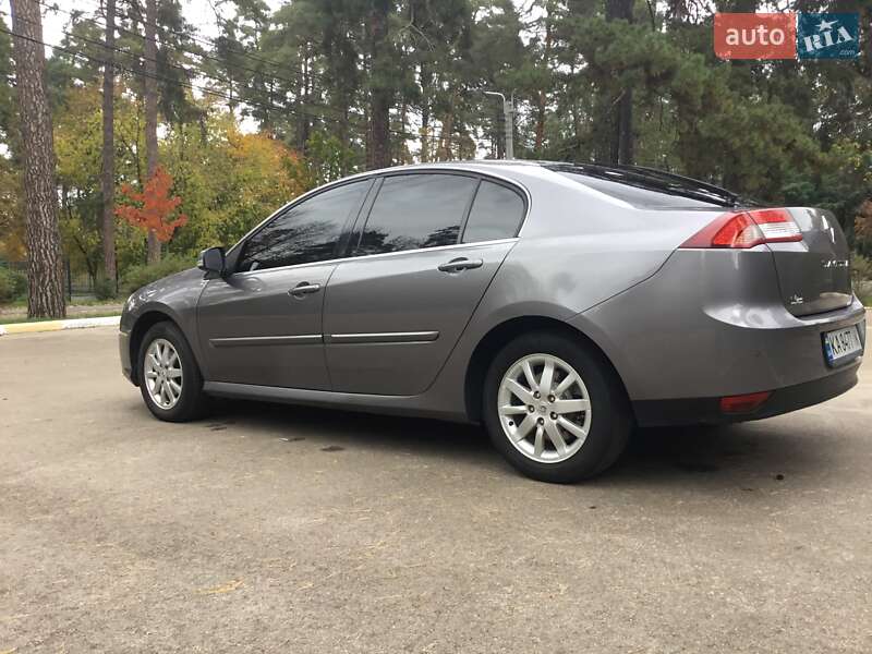 Лифтбек Renault Laguna 2012 в Киеве фото 49 Лифтбек Renault Laguna 2012 в Киеве