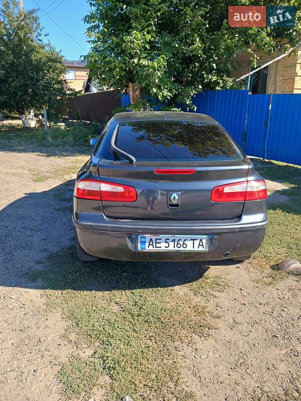 Лифтбек Renault Laguna 2002 в Синельниково