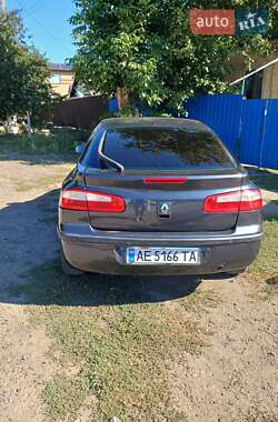 Ліфтбек Renault Laguna 2002 в  фото 4 Ліфтбек Renault Laguna 2002 в