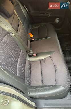 Универсал Renault Laguna 2001 в  фото 8 Универсал Renault Laguna 2001 в