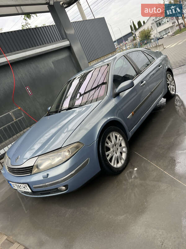 Ліфтбек Renault Laguna 2003 в Хмельницькому