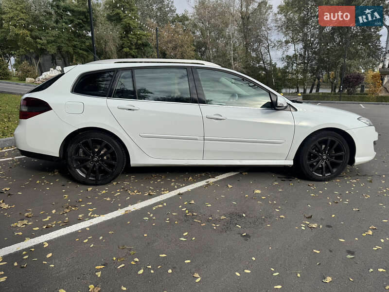 Універсал Renault Laguna 2011 в Києві