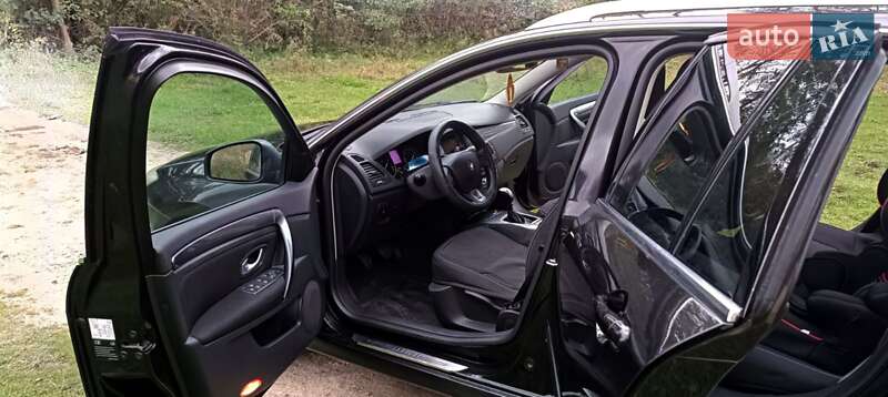 Универсал Renault Laguna 2010 в Лановцах фото 10 Универсал Renault Laguna 2010 в Лановцах