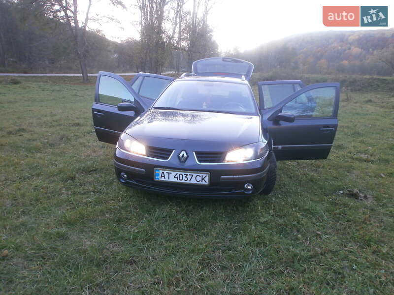 Универсал Renault Laguna 2005 в Делятине фото 12 Универсал Renault Laguna 2005 в Делятине