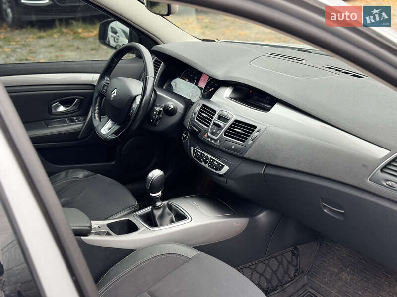 Универсал Renault Laguna 2011 в Киеве фото 10 Универсал Renault Laguna 2011 в Киеве