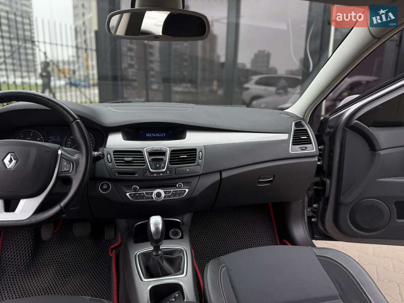 Универсал Renault Laguna 2011 в Киеве