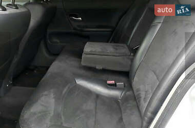 Ліфтбек Renault Laguna 2004 в  фото 7 Ліфтбек Renault Laguna 2004 в