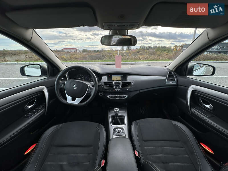 Лифтбек Renault Laguna 2011 в Черновцах