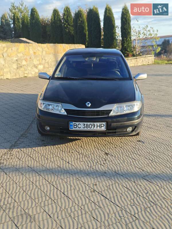 Ліфтбек Renault Laguna 2002 в Львові