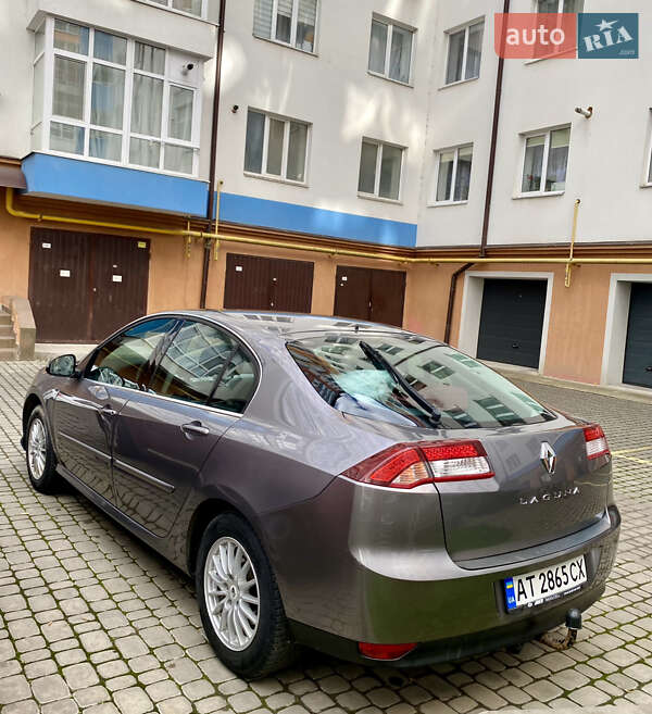 Ліфтбек Renault Laguna 2011 в Івано-Франківську фото 5 Ліфтбек Renault Laguna 2011 в Івано-Франківську