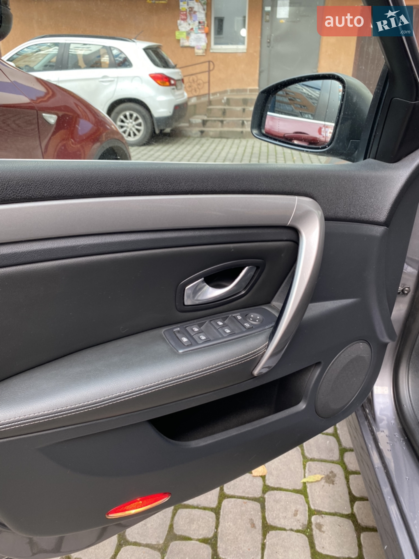 Renault Laguna 2011 VIN VF1BT1R0645407837 фото оголошення 10 з 19