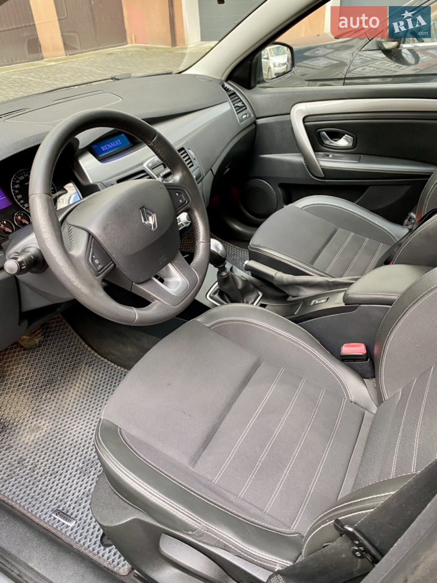 Renault Laguna 2011 VIN VF1BT1R0645407837 фото оголошення 12 з 19