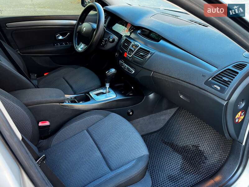 Ліфтбек Renault Laguna 2008 в Вінниці