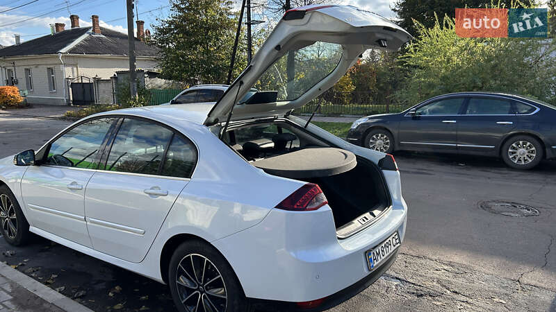 Ліфтбек Renault Laguna 2012 в Житомирі