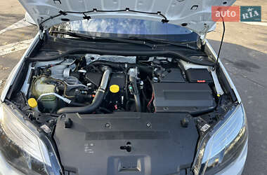 Універсал Renault Laguna 2011 в  фото 2 Універсал Renault Laguna 2011 в