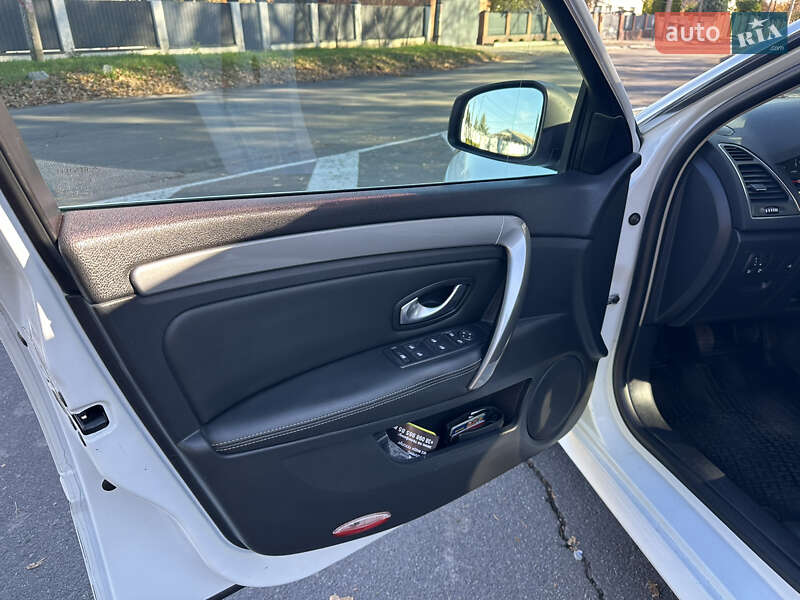 Універсал Renault Laguna 2011 в Вінниці фото 36 Універсал Renault Laguna 2011 в Вінниці