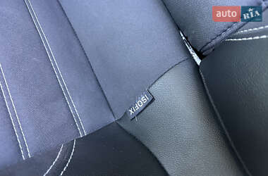 Універсал Renault Laguna 2011 в  фото 46 Універсал Renault Laguna 2011 в