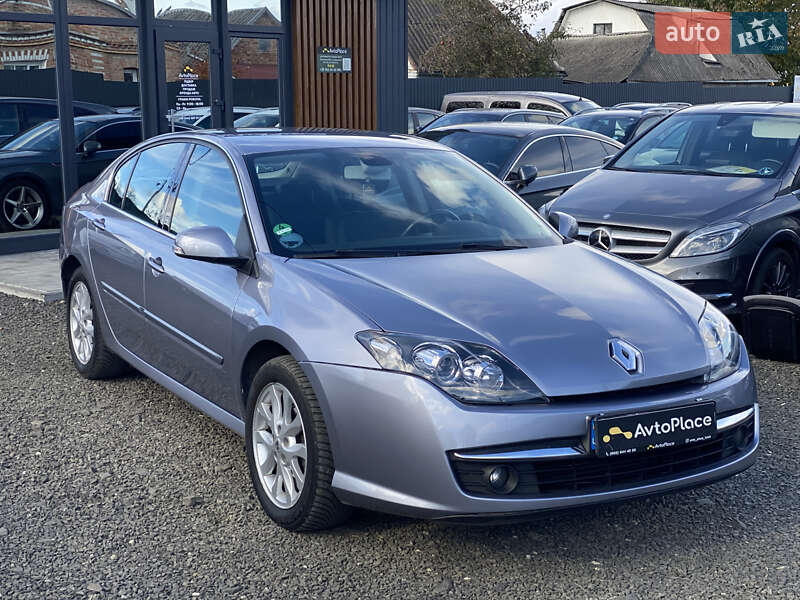 Ліфтбек Renault Laguna 2009 в Луцьку