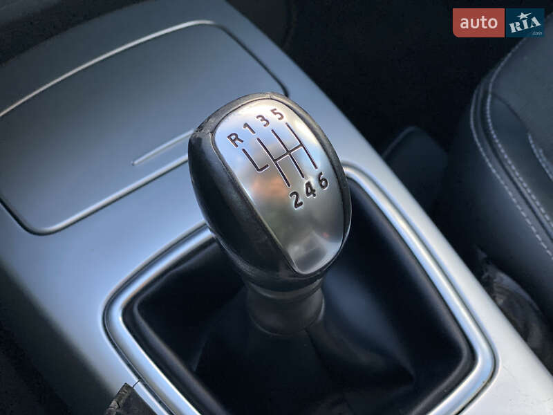 Ліфтбек Renault Laguna 2009 в Луцьку